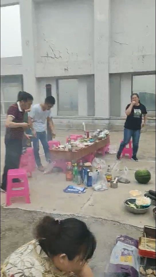 寶元通、世紀元通、山東世紀元通智能科技、電腦廣告雕刻機、木工數(shù)控雕刻機、亞克力吸塑成型機、吸壓吹多功能壓塑機、可麗耐成型機、標牌蝕刻機刻牌機、數(shù)控圍字機、亞克力折彎機、彎字機、等離子切割機、激光切割機、激光機